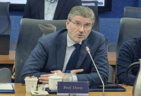 锚定创新方向，，，拓展临床边际，，，鸿鹄®机器人国际交流会顺利召开